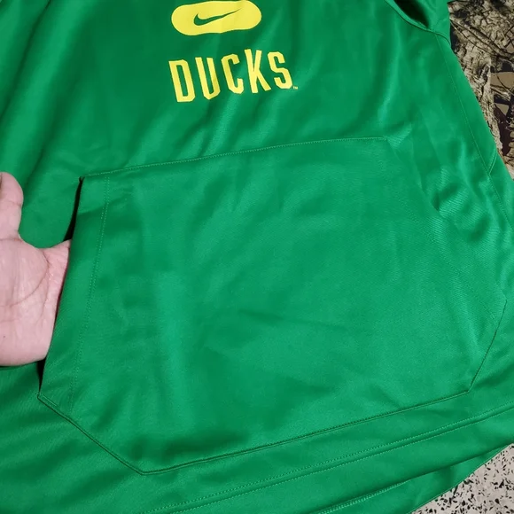 Nike Dri-FIT Oregon Ducks hoodie
